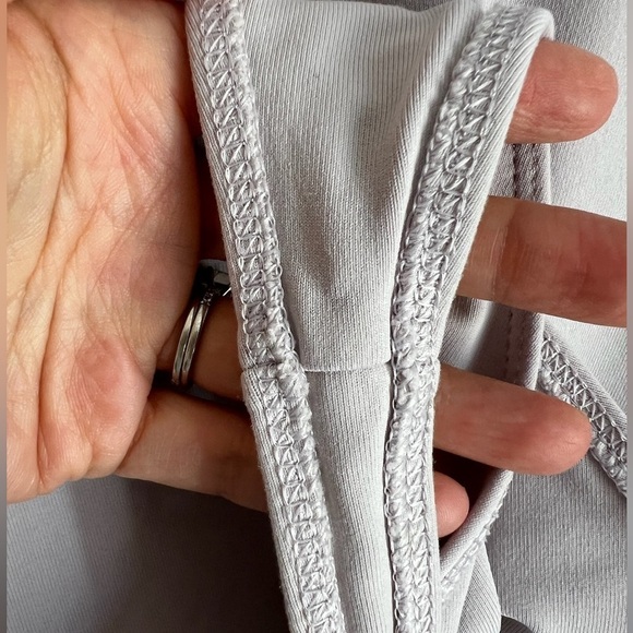 Aritzia Babaton Bodysuit Lailac Large - Picture 6 of 14